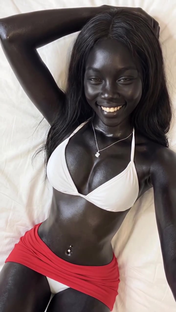 Ayannasoblack – Her Perfect Body Makes My Lust Surge