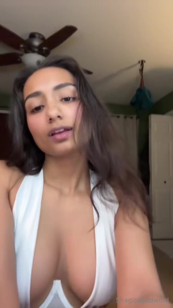 Shaghana Doyle Onlyfans Video Shows Off Her Huge Tits