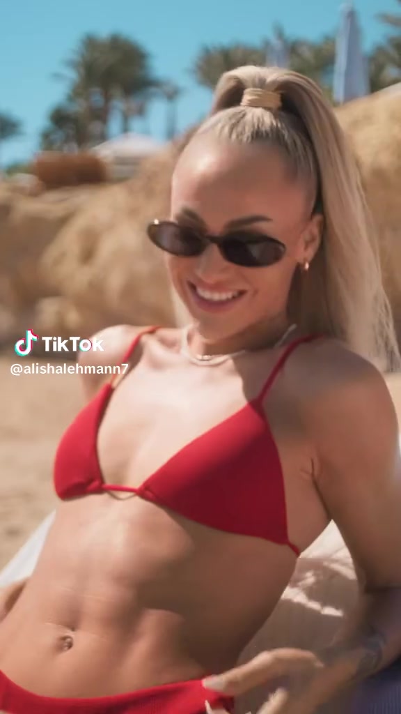 Alisha Lehmann Showed Off Her Hot Figure On The Beach